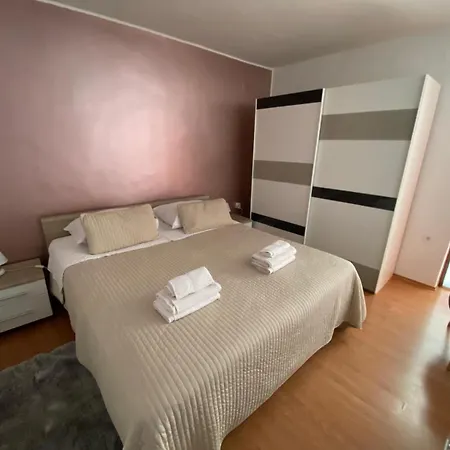 Lejlighed Three Bedroom Apartmant With Sea View & Terrace - Angela's *