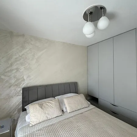 Three Bedroom Apartmant With Sea View & Terrace - Angela's Lejlighed