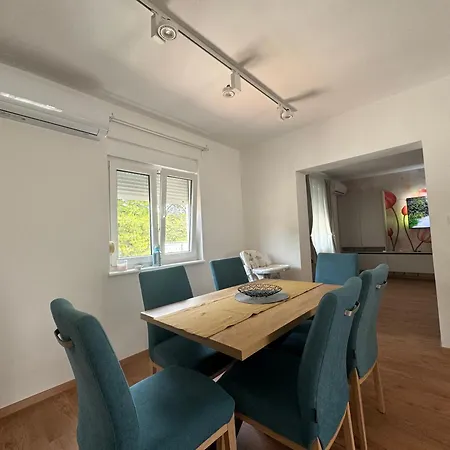 Three Bedroom Apartmant With Sea View & Terrace - Angela's Zadar