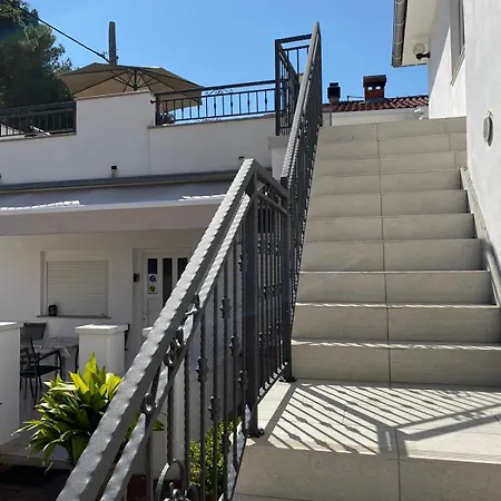 Three Bedroom Apartmant With Sea View & Terrace - Angela's Apartment