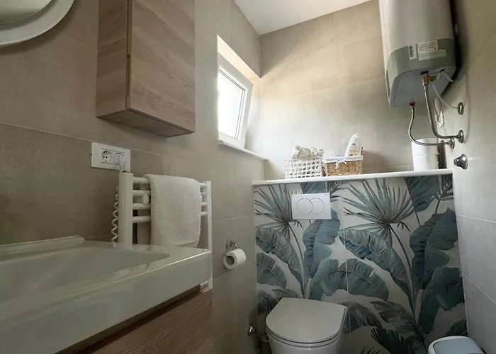Three Bedroom Apartmant With Sea View & Terrace - Angela's * Задар
