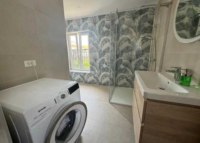 Three Bedroom Apartmant With Sea View & Terrace - Angela's