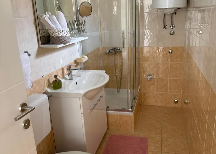 Three Bedroom Apartmant With Sea View & Terrace - Angela's *